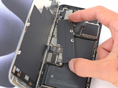 Замена верхнего шлейфа iPhone 15 Pro Max (боковые кнопки)