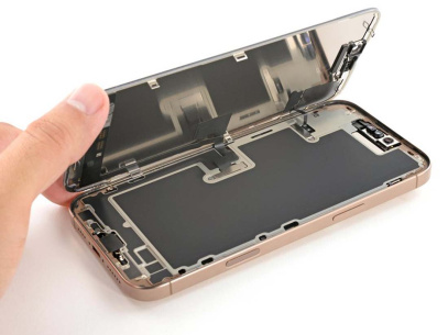 Замена заднего стекла iPhone 16 Pro (копия)