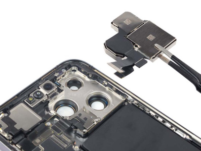 Замена глазка камеры iPhone 14 Pro Max