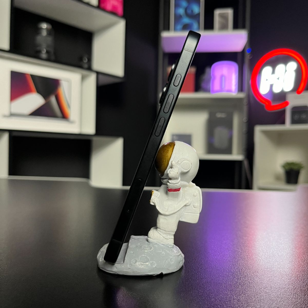 Trade in Apple iPhone 16 128Gb Black IMEI: 1801