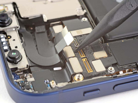 Ремонт материнской платы iPhone 12 Pro Max