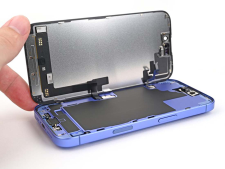 Восстановление после попадания влаги iPhone 16