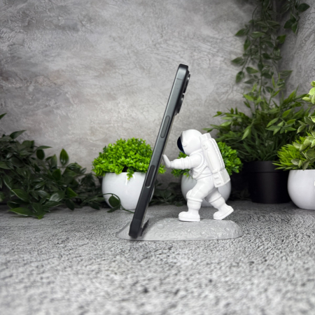 Trade in Apple iPhone 16 128Gb Black IMEI: 2324