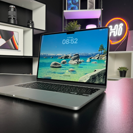 Уценка Apple MacBook Air 13" (M4, 2025) 24/512Gb SSD Silver IMEI: QKTV
