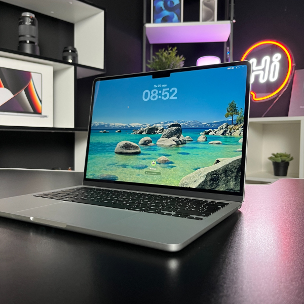 Уценка Apple MacBook Air 13" (M4, 2025) 24/512Gb SSD Silver IMEI: QKTV