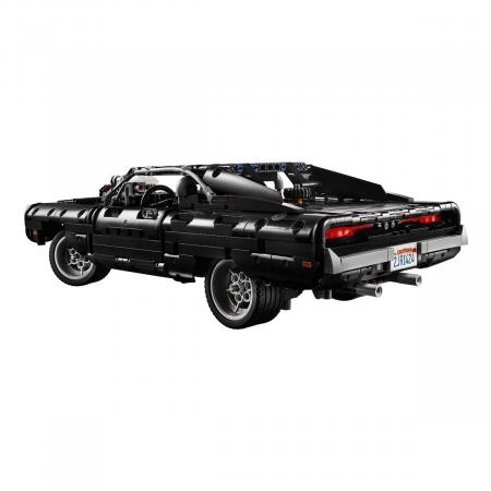 Конструктор LEGO Technic "Dodge Charger Доминика Торетто" (42111)